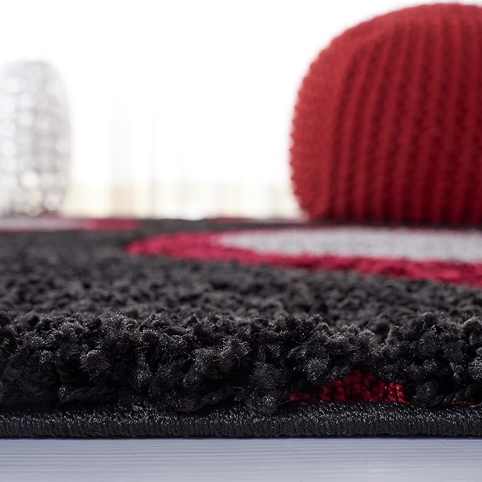 SAFAVIEH Florida Shag Collection Accent Rug - 3'3" x 5'3", Black & Red, Modern Design, Non-Shedding & Easy Care, 1.2-inch Thick Ideal for High Traffic Areas in Foyer, Living Room, Bedroom (SG461-9040)