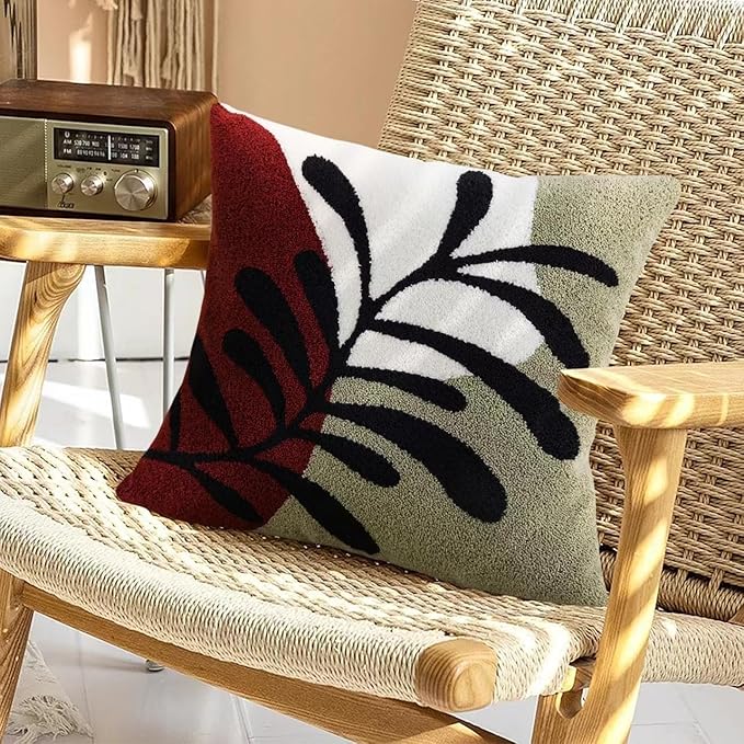 Merrycolor Boho Decorative Throw Pillow Covers 18x18 Tufted Green Decorative Pillows Covers Leaf Mid Century Modern Throw Pillows for Bed Couch Sofa Living Room 1PC （Green and Red ）