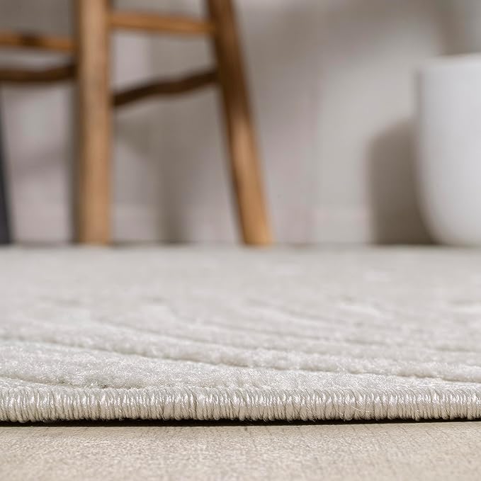 JONATHAN Y Maribo High-Low Abstract Striped Cream/Ivory 5' Round Indoor/Outdoor Area Rug, Pet Friendly, Non-Shedding, Stain Resistant, Easy-Cleaning for Backyard, Patio, Porch (SCN103A-5R)