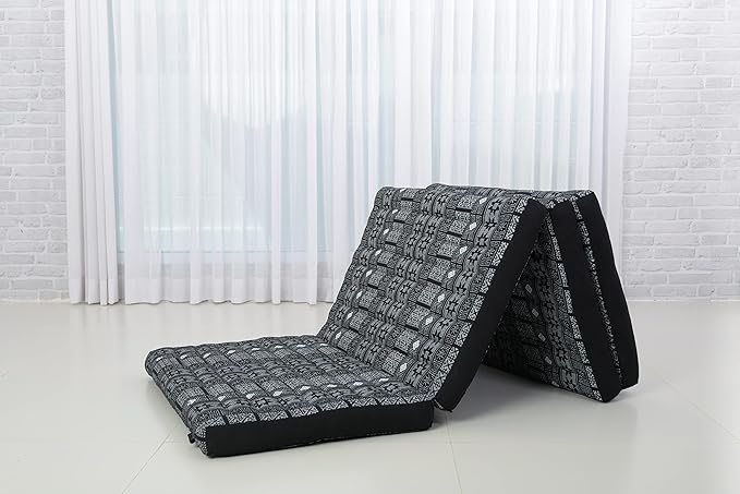 Leewadee Trifold Mattress Standard – Comfortable Thai Massage Pad, Foldable Floor Mattress Filled with Kapok, Perfect to Use as a Sleeping Mat 79 x 28 inches, Black