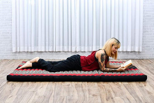 Leewadee Trifold Mattress XL – Comfortable Thai Massage Pad, Foldable Relaxation Floor Mattress Filled with Kapok, Perfect to Use as a Sleeping Mat 79 x 39 inches, Black Red