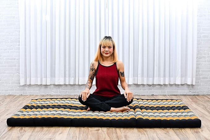Leewadee Trifold Mattress XL – Comfortable Thai Massage Pad, Foldable Relaxation Floor Mattress Filled with Kapok, Perfect to Use as a Sleeping Mat 79 x 39 inches, Black Orange