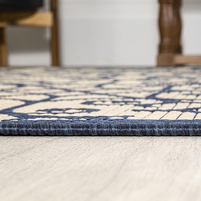 JONATHAN Y Vintage Filigree Indoor Outdoor Round Area Rug 5 Ft Navy/Beige, Madrid Textured Weave for Backyard, Patio, Porch, Easy-Cleaning, High Traffic, Pet-Friendly, Non-Shedding (SMB107G-5R)