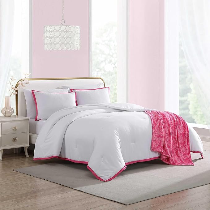 Betsey Johnson - Queen Bedding Set, Soft Comforter Set with Matching Pillowcases & Bonus Ultra-Soft Plush Throw Blanket, Lightweight Bed Set for Year-Round Use, 4 Piece Bed Set (Signature Hotel Pink)