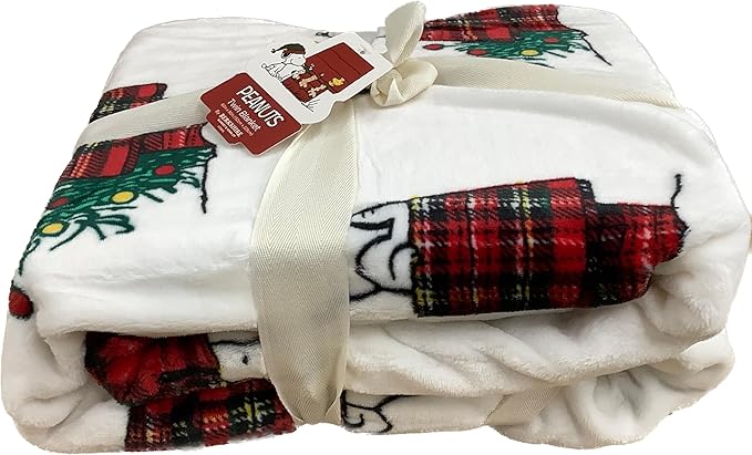 Berkshire Blanket & Home Co Peanuts Winter Blanket, Polyester (White - Red Plaid Doghouse, Twin)