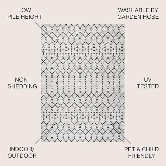 JONATHAN Y Moroccan Geometric Indoor Outdoor Square Area Rug 4X4 Cream/Black, Ourika Textured Weave for Backyard, Patio, Porch, Easy-Cleaning, High Traffic, Pet-Friendly, Non-Shedding (SMB108I-4SQ)