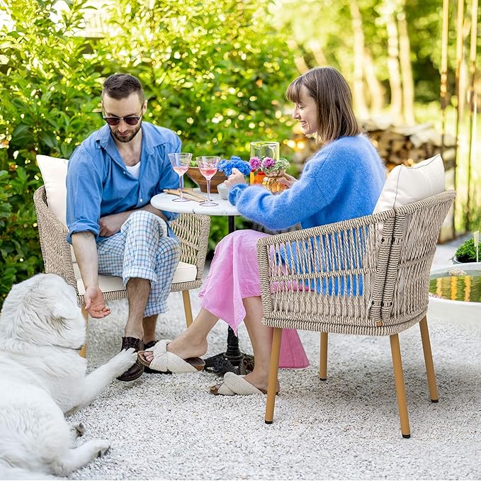 YITAHOME Outdoor Dining Single Sofa Chair, Indoor-Outdoor Wicker Bistro Chairs, PE Rattan Outdoor Armchair Seating for Patio, Backyard, Poolside, Balcony - Beige