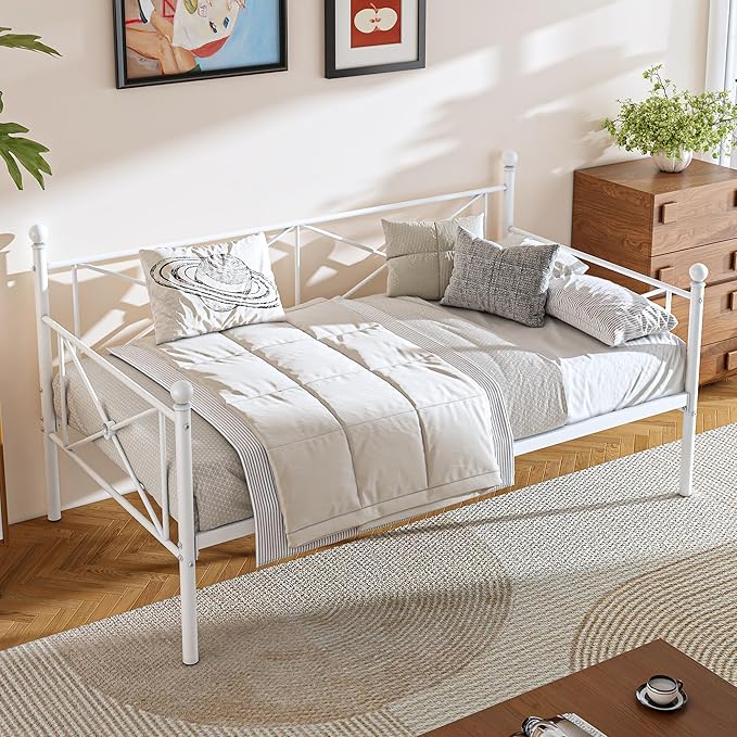 VECELO Daybed Twin Size, Day Bed Frame with Headboard, Heavy-Duty Metal Slats Support Platform for Living Room, Guest Room, Easy Assembly, White