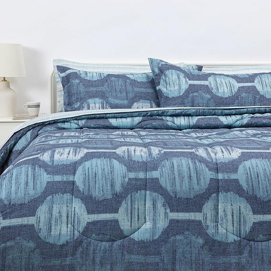Amazon Basics Lightweight Microfiber Comforter Sets, 7 Pieces, King Size, Navy Geometrics