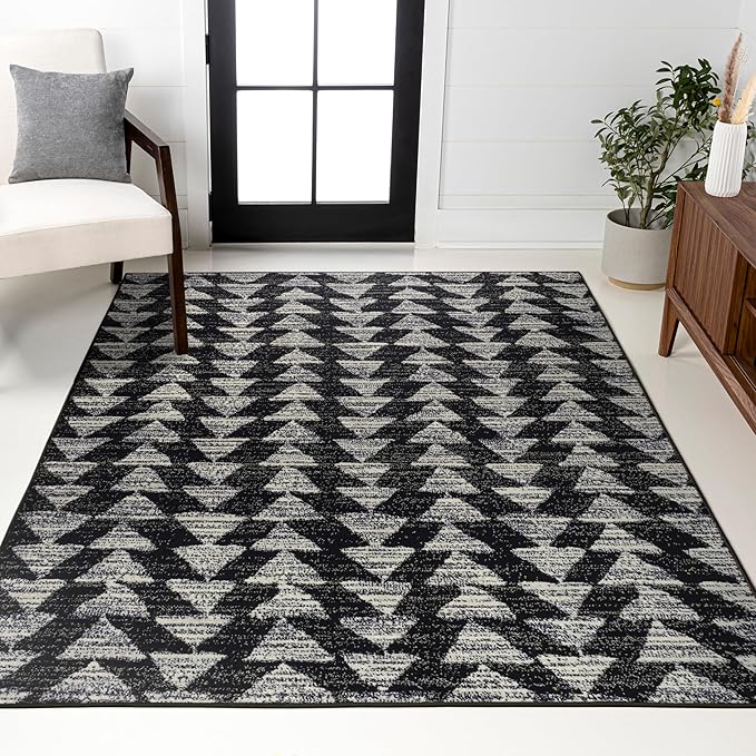 JONATHAN Y Aisha Moroccan Triangle Geometric Black/Cream Indoor Area Rug, 4x6, Contemporary, Modern, Easy-Cleaning for Living Room, Bedroom, Kitchen, Pet Friendly, Non-Shedding (MOH206C-4)