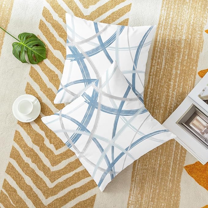 CaliTime Throw Pillow Cases Pack of 2 Cozy Fleece Arc-Shaped Abstract Geometric Lines Decorative Cushion Covers for Couch Bed Sofa Farmhouse Decoration 20 X 20 Inches Light Blue Grey
