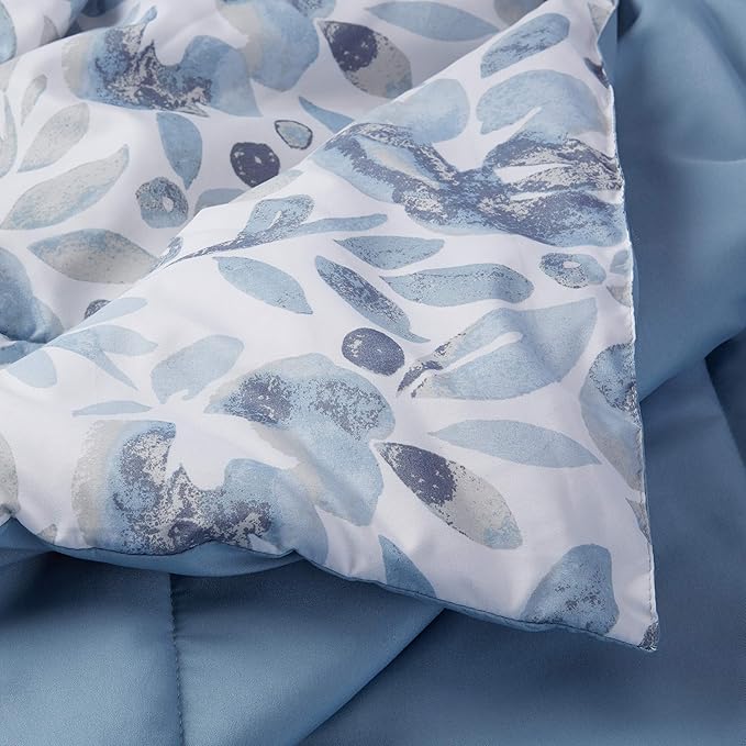 Amazon Basics 10-Piece Bed-in-a-Bag Comforter Set, Soft, Lightweight Microfiber, Queen, Blue Watercolor Floral, Machine Washable