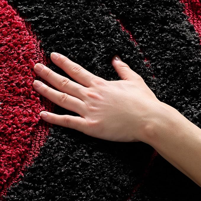 SAFAVIEH Florida Shag Collection Accent Rug - 3'3" x 5'3", Black & Red, Modern Design, Non-Shedding & Easy Care, 1.2-inch Thick Ideal for High Traffic Areas in Foyer, Living Room, Bedroom (SG461-9040)