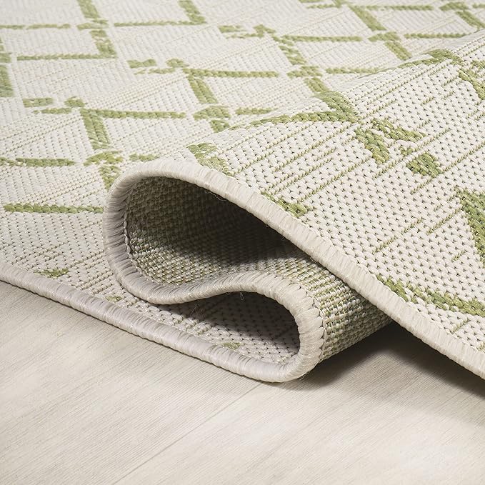JONATHAN Y Moroccan Geometric Indoor Outdoor Square Area Rug 5X5 Cream/Green, Ourika Textured Weave for Backyard, Patio, Porch, Easy-Cleaning, High Traffic, Pet-Friendly, Non-Shedding (SMB108M-5SQ)