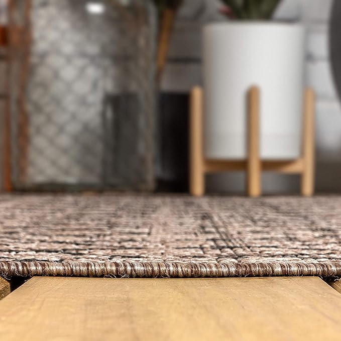 JONATHAN Y Moroccan Geometric Indoor Outdoor Round Area Rug 6 Ft Natural/Black, Ourika Textured Weave for Backyard, Patio, Porch, Easy-Cleaning, High Traffic Pet-Friendly, Non-Shedding SMB108D-6R