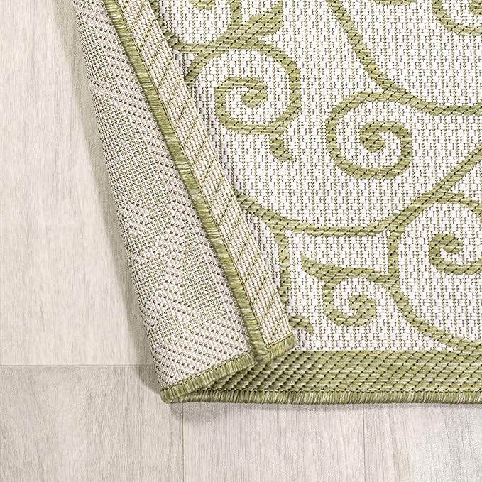 JONATHAN Y Vintage Filigree Indoor Outdoor Area Rug 4X6 Green/Cream, Madrid Textured Weave for Backyard, Patio, Porch, Easy-Cleaning, High Traffic, Pet-Friendly, Non-Shedding (SMB107H-4)