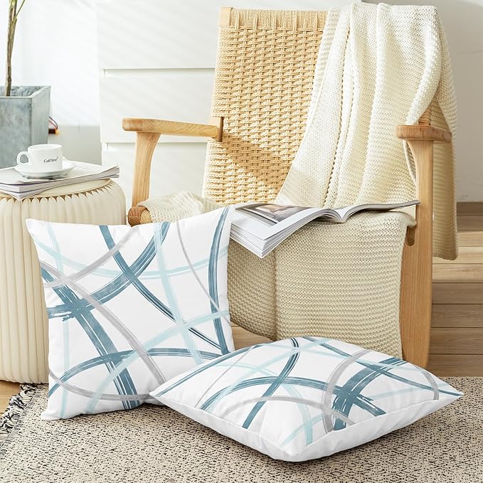 CaliTime Throw Pillow Cases Pack of 2 Cozy Fleece Arc-Shaped Abstract Geometric Lines Decorative Cushion Covers for Couch Bed Sofa Farmhouse Decoration 26 X 26 Inches Smoke Blue Grey