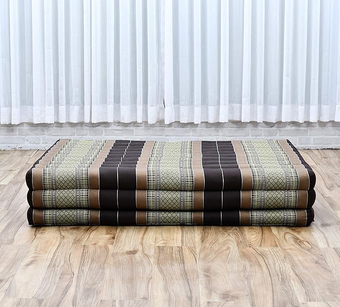 Leewadee Trifold Mattress XL – Comfortable Thai Massage Pad, Foldable Relaxation Floor Mattress Filled with Eco-Friendly Kapok, Perfect to Use as a Sleeping Mat 79 x 39 inches, Brown