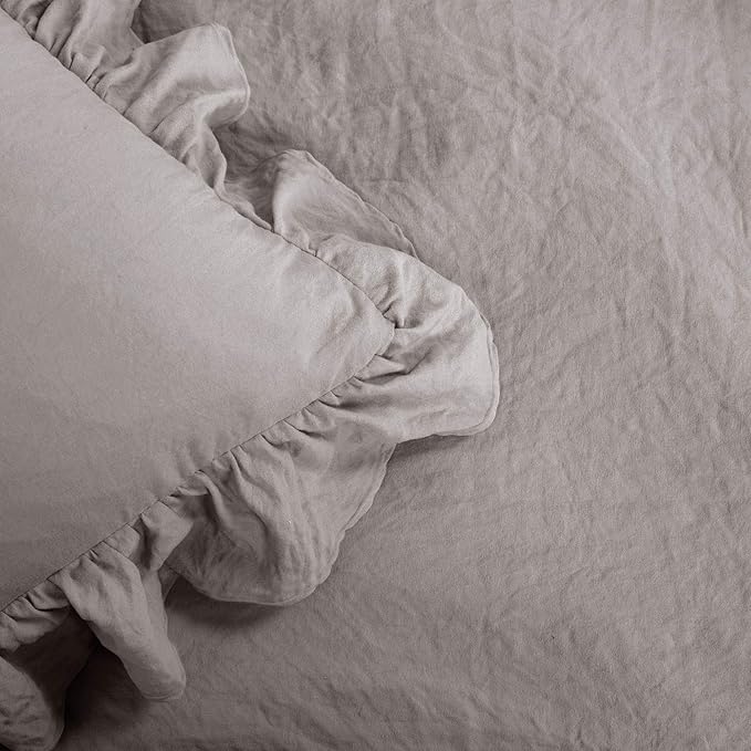 Lush Decor Reyna Ruffle Comforter Set - 3 Piece Cozy Ruffled Bedding Set - Timeless Elegance and Comfort for Bedroom - King, Gray