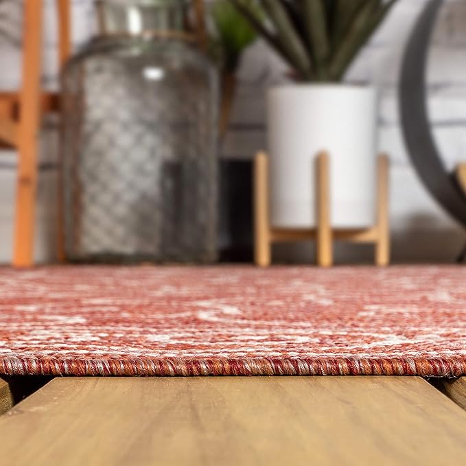 JONATHAN Y Vintage Filigree Indoor Outdoor Area Rug 5X8 Red/Beige, Charleston Textured Weave for Backyard, Patio, Porch, Easy-Cleaning, High Traffic, Pet-Friendly, Non-Shedding (SMB106B-5)
