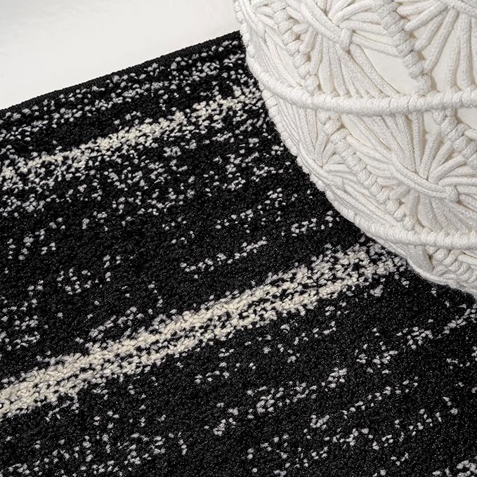 JONATHAN Y Williamsburg Minimalist Stripe Black/Cream Indoor Area Rug, 4x6, Contemporary, Modern, Easy-Cleaning for Living Room, Bedroom, Kitchen, Pet Friendly, Non-Shedding (MOH201F-4)