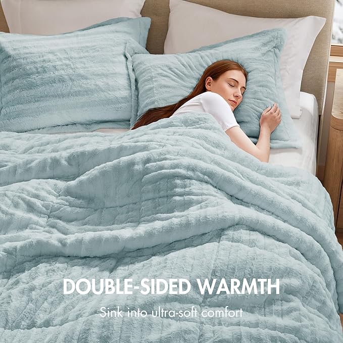 Madison Park Duke Luxe Faux Fur Reversible Comforter Set, Soft Plush Reverse, Modern Down Alternative Filling Cozy Bedding, Box Quilted Warm Cover, Matching Shams, King/Cal King, Aqua 3 Piece