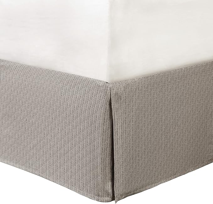 Madison Park Ridge Comforter Set-Cabin Lodge Plaid Herringbone Design All Season Down Alternative Cozy Bedding with Matching Bedskirt, Shams, Decorative Pillow, Queen(90"x90"), Neutral 7 Piece