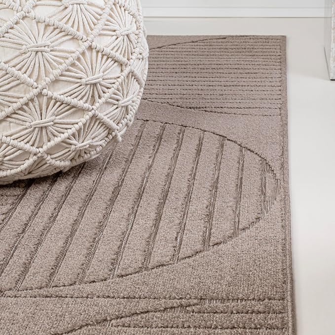 JONATHAN Y Nordby High-Low Arch Striped Indoor/Outdoor Area Rug, 4x6, Taupe/Beige, for Patio, Backyard, Living Room, Bedroom, Office, Hose-Washable (SCN104D-4)