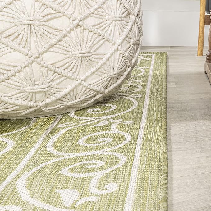 JONATHAN Y Vintage Filigree Indoor Outdoor Square Area Rug 5X5 Green/Cream, Charleston Textured Weave for Backyard, Patio, Porch, Easy-Cleaning, High Traffic, Pet-Friendly, Non-Shedding (SMB106H-5SQ)