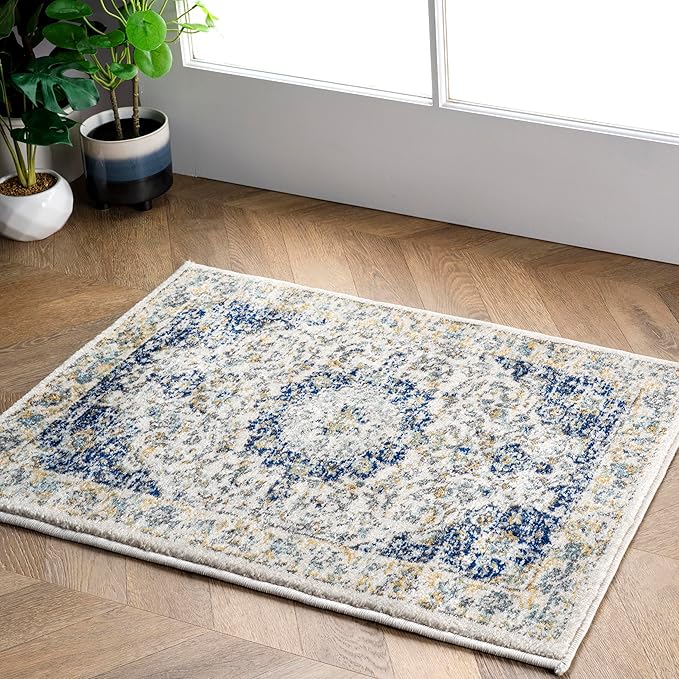 Nuloom Verona Blue/Off-White, 3' x 5', Vintage Medallion, Soft and Cozy, High Traffic, Stain Resistant, Easy Clean, Durable Area Rug for Bedroom, Living Room, Dining Space, Den, Foyer, Entryway