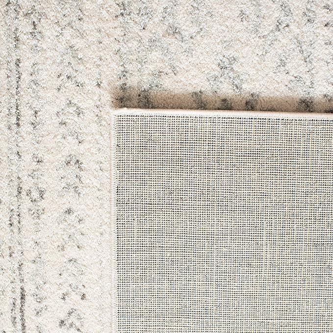 SAFAVIEH Tulum Collection Accent Rug - 2'7" x 4'5", Ivory & Grey, Moroccan Boho Tribal Design, Non-Shedding & Easy to Clean, Ideal for Front Door, Kitchen, Entryway, Accent Space (TUL272A)
