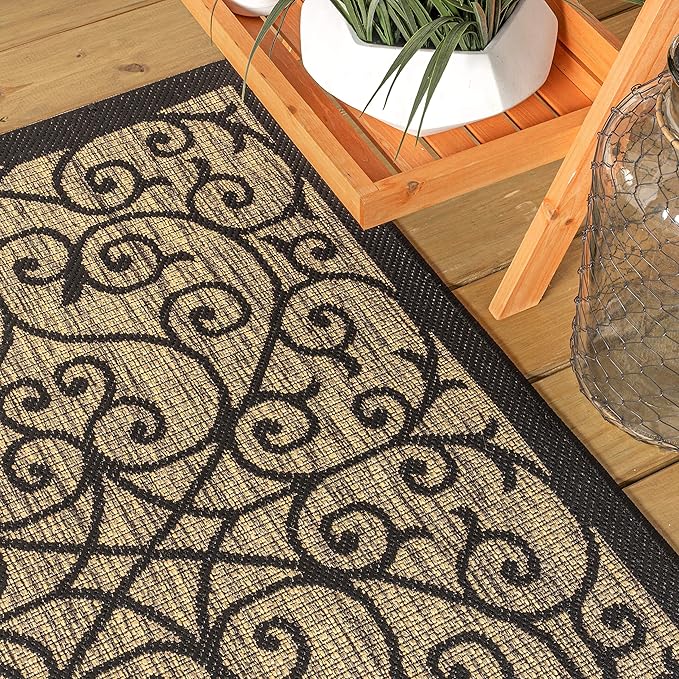 JONATHAN Y Vintage Filigree Indoor Outdoor Round Area Rug 6 Ft Black/Khaki, Madrid Textured Weave for Backyard, Patio, Porch, Easy-Cleaning, High Traffic, Pet-Friendly, Non-Shedding (SMB107A-6R)