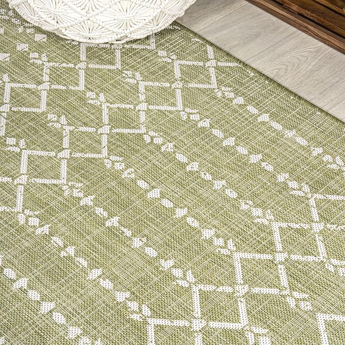 JONATHAN Y Moroccan Geometric Indoor Outdoor Square Area Rug 5X5 Light Green/Cream, Ourika Textured Weave for Backyard, Patio, Porch, Easy-Cleaning, Pet-Friendly, Non-Shedding (SMB108N-5SQ)