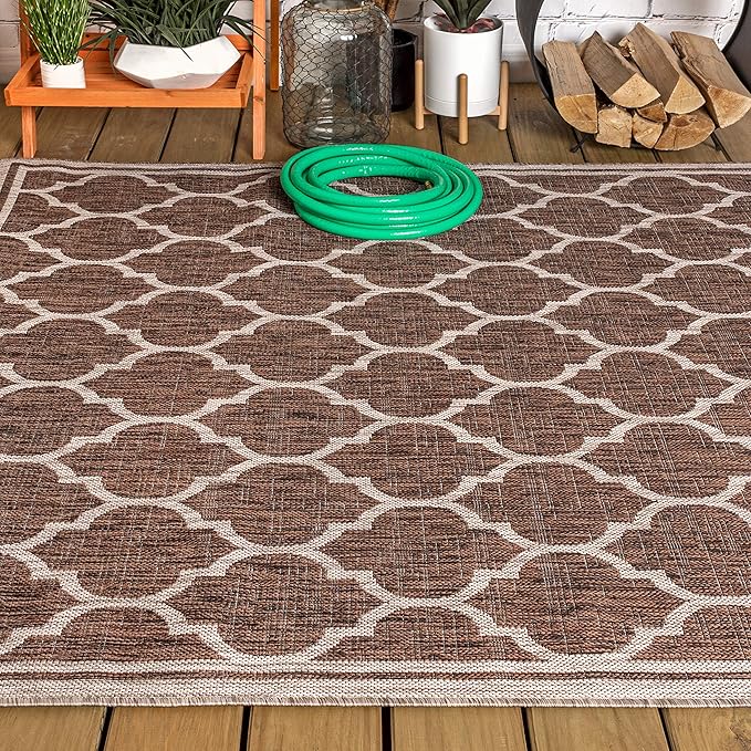 JONATHAN Y Moroccan Trellis Indoor Outdoor Area Rug 4X6 Espresso/Taupe, Trebol Textured Weave for Backyard, Patio, Porch, Easy-Cleaning, High Traffic, Pet-Friendly, Non-Shedding (SMB109B-4)
