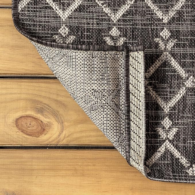 JONATHAN Y Moroccan Geometric Indoor Outdoor Square Area Rug 6X6 Black/Gray, Ourika Textured Weave for Backyard, Patio, Porch, Easy-Cleaning, High Traffic, Pet-Friendly, Non-Shedding (SMB108F-6SQ)