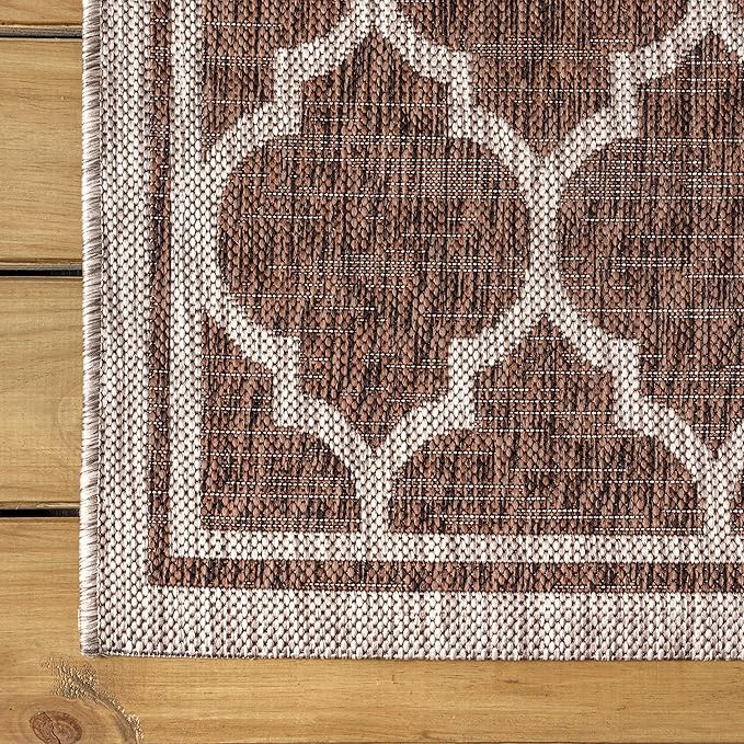 JONATHAN Y Moroccan Trellis Indoor Outdoor Square Area Rug 5X5 Espresso/Taupe, Trebol Textured Weave for Backyard, Patio, Porch, Easy-Cleaning, High Traffic, Pet-Friendly, Non-Shedding (SMB109B-5SQ)