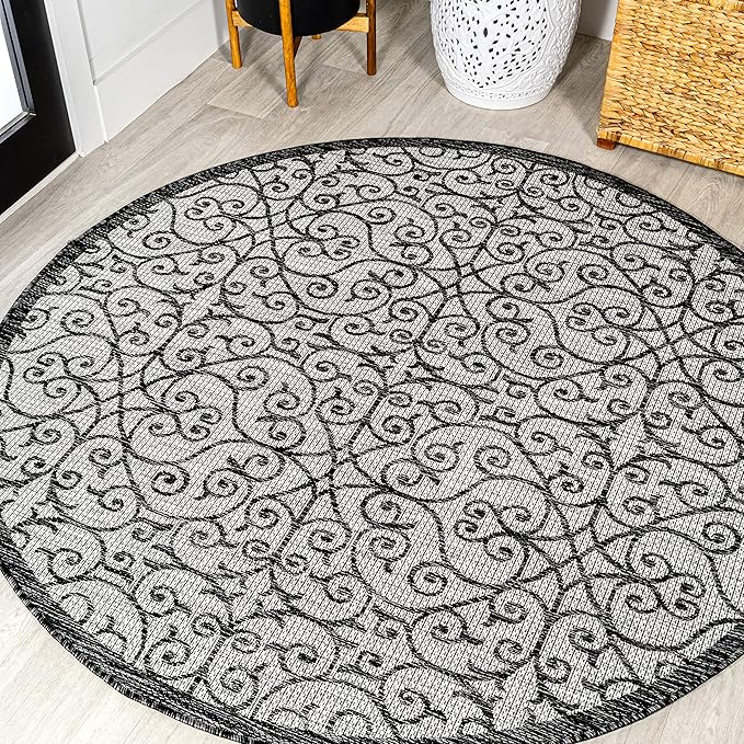 JONATHAN Y Vintage Filigree Indoor Outdoor Round Area Rug 9 Ft Light Gray/Black, Madrid Textured Weave for Backyard, Patio, Porch, Easy-Cleaning, High Traffic, Pet-Friendly, Non-Shedding SMB107E-9R