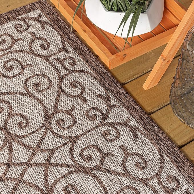 JONATHAN Y Vintage Filigree Indoor Outdoor Area Rug 4X6 Taupe/Espresso, Madrid Textured Weave for Backyard, Patio, Porch, Easy-Cleaning, High Traffic, Pet-Friendly, Non-Shedding (SMB107C-4)