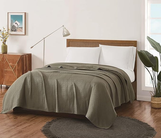 Frye Cotton Woven Olive Green Cotton 1-Piece King Blanket, Solid Color Themed, for Men and Women, Oeko-TEX Certified Confidence