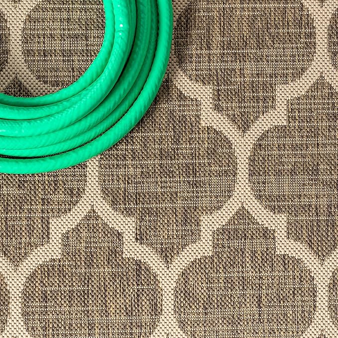 JONATHAN Y Moroccan Trellis Indoor Outdoor Round Area Rug 6 Ft Brown/Beige, Trebol Textured Weave for Backyard, Patio, Porch, Easy-Cleaning, High Traffic, Pet-Friendly, Non-Shedding (SMB109A-6R)