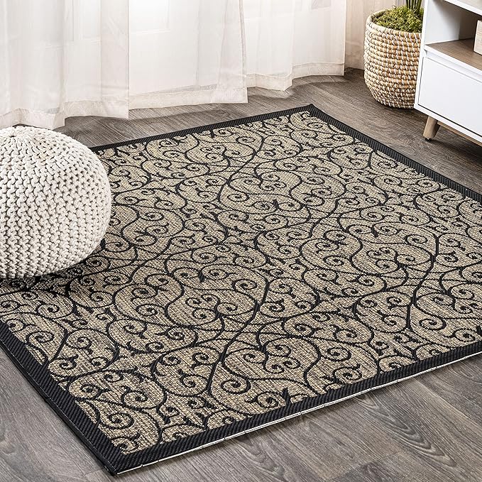 JONATHAN Y Vintage Filigree Indoor Outdoor Square Area Rug 5X5 Black/Khaki, Madrid Textured Weave for Backyard, Patio, Porch, Easy-Cleaning, High Traffic, Pet-Friendly, Non-Shedding (SMB107A-5SQ)