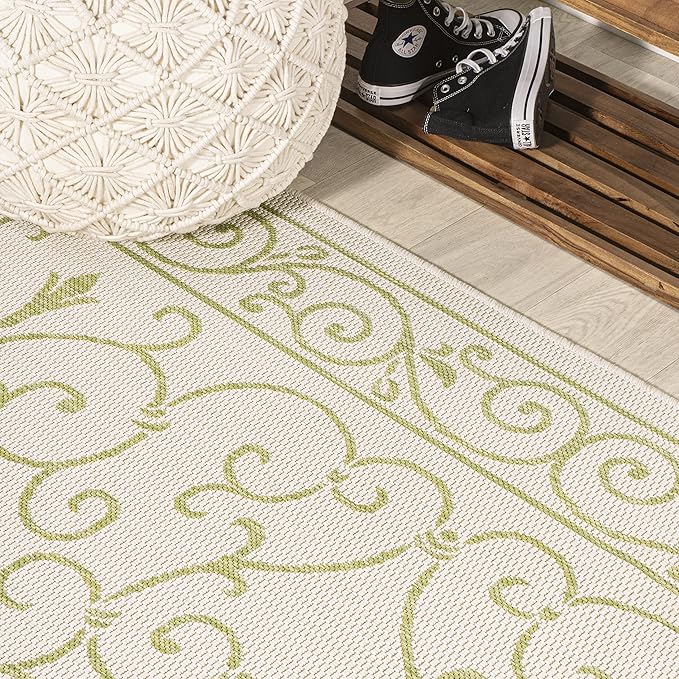 JONATHAN Y Vintage Filigree Indoor Outdoor Round Area Rug 5 Ft Cream/Green, Charleston Textured Weave for Backyard, Patio, Porch, Easy-Cleaning, High Traffic, Pet-Friendly, Non-Shedding (SMB106I-5R)