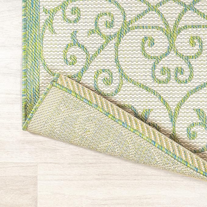 JONATHAN Y Vintage Filigree Indoor Outdoor Area Rug 4X6 Cream/Green, Madrid Textured Weave for Backyard, Patio, Porch, Easy-Cleaning, High Traffic, Pet-Friendly, Non-Shedding (SMB107J-4)