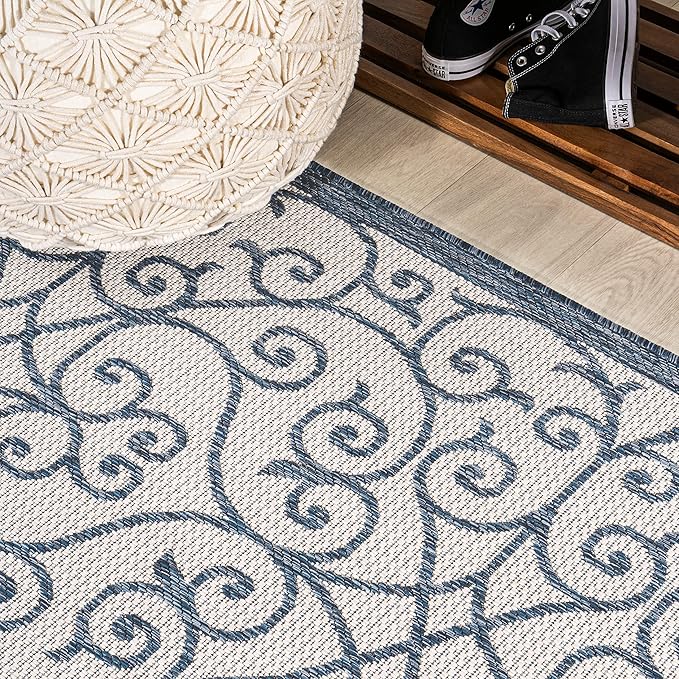 JONATHAN Y Vintage Filigree Indoor Outdoor Square Area Rug 5X5 Blue/Cream, Madrid Textured Weave for Backyard, Patio, Porch, Easy-Cleaning, High Traffic, Pet-Friendly, Non-Shedding (SMB107F-5SQ)