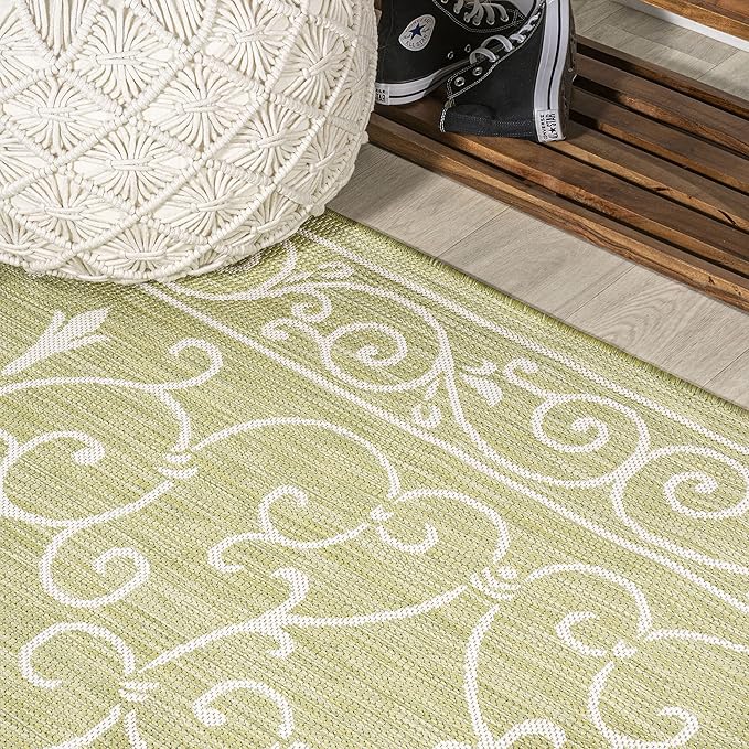 JONATHAN Y Vintage Filigree Indoor Outdoor Round Area Rug 5 Ft Green/Cream, Charleston Textured Weave for Backyard, Patio, Porch, Easy-Cleaning, High Traffic, Pet-Friendly, Non-Shedding (SMB106H-5R)
