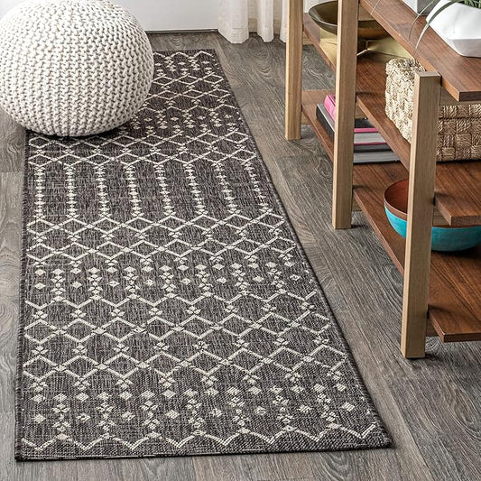 JONATHAN Y Moroccan Geometric Indoor Outdoor Runner Rug 2X8 Black/Gray, Ourika Textured Weave for Backyard, Patio, Porch, Easy-Cleaning, High Traffic, Pet-Friendly, Non-Shedding (SMB108F-28)