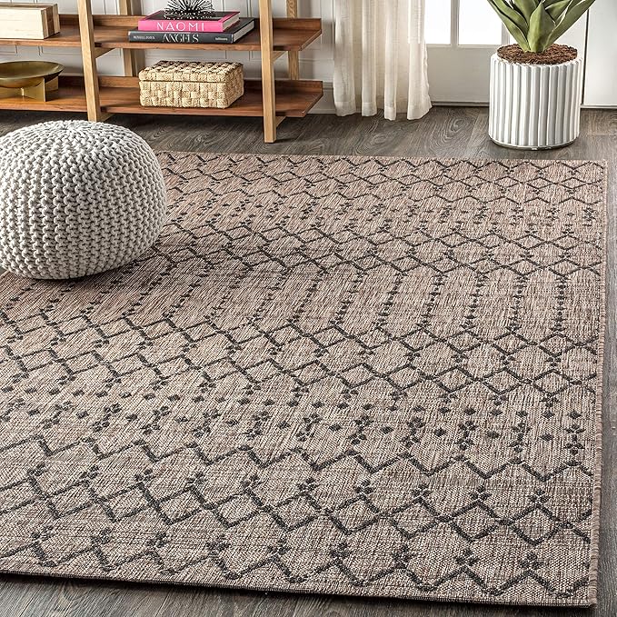 JONATHAN Y Moroccan Geometric Indoor Outdoor Area Rug 4X6 Natural/Black, Ourika Textured Weave for Backyard, Patio, Porch, Easy-Cleaning, High Traffic, Pet-Friendly, Non-Shedding (SMB108D-4)